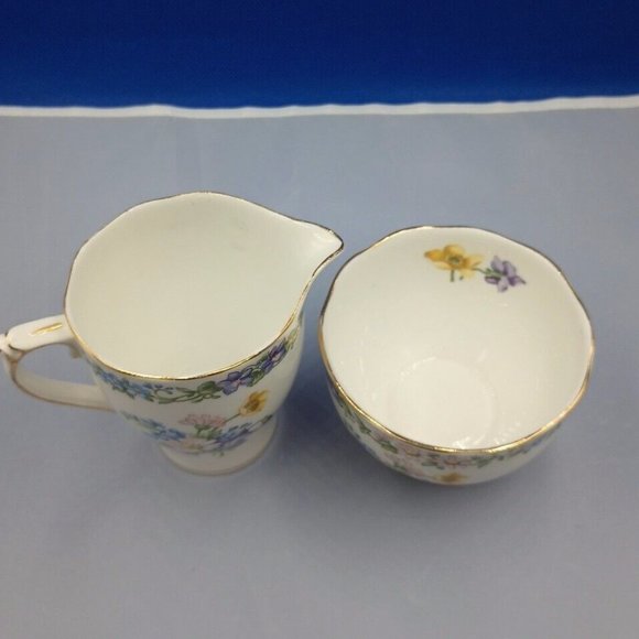 Roslyn Garland Creamer & Sugar Vintage Bone China 1940s England - Picture 6 of 8